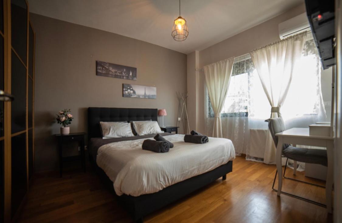 Apartamento Minimal Brand New Loft Next To Subway Atenas Exterior foto